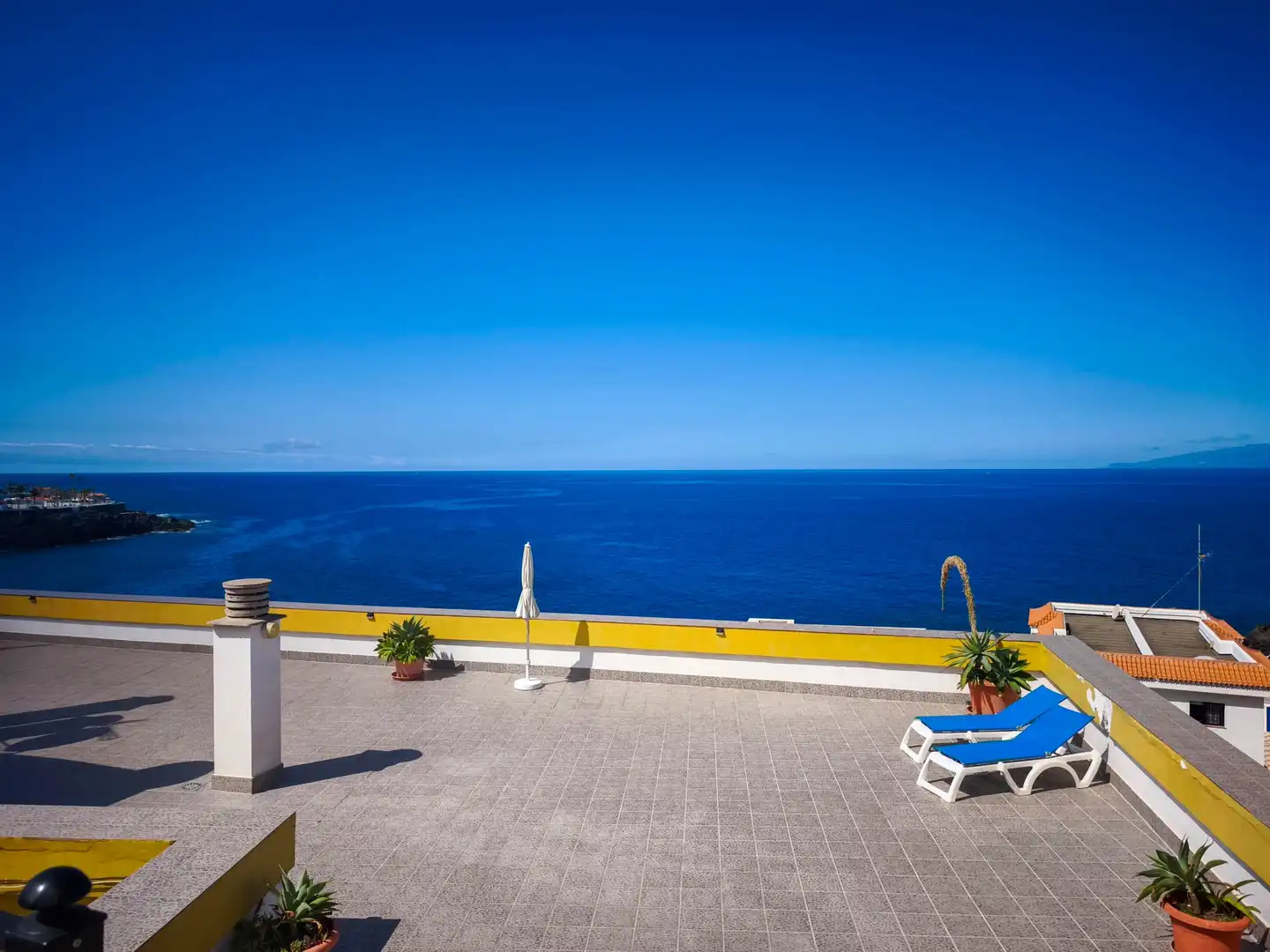 Terrasse von Wohnungen zum Verkauf in Santiago del Teide mit Terrasse, Möbliert und Gemeinschaftspool