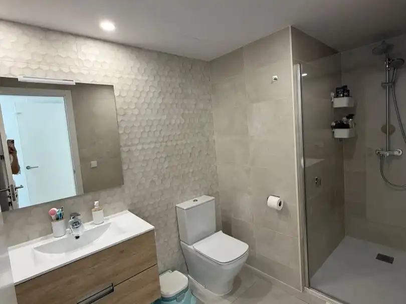 Badezimmer von Wohnung zum Verkauf in Eivissa mit Klimaanlage, Terrasse und Balkon