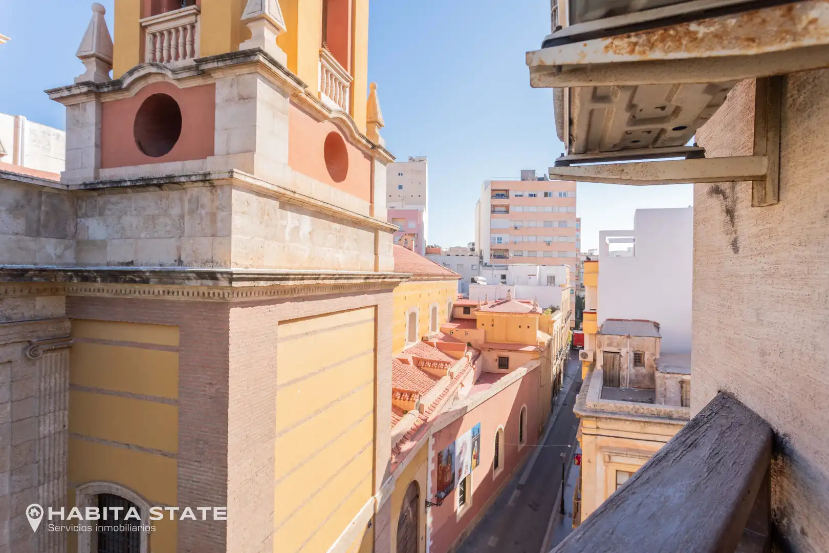 Exterior view of Flat for sale in Almería  with Air Conditioner, Heating and Oven