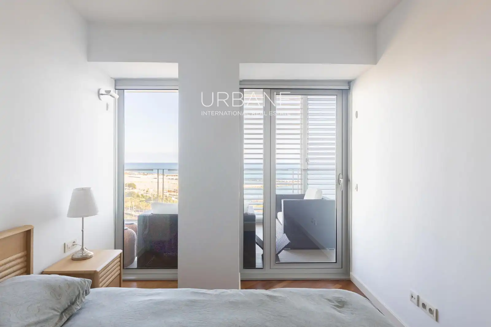 Habitación de Ático de alquiler en Barcelona con Aire acondicionado, Calefacción y Amueblado