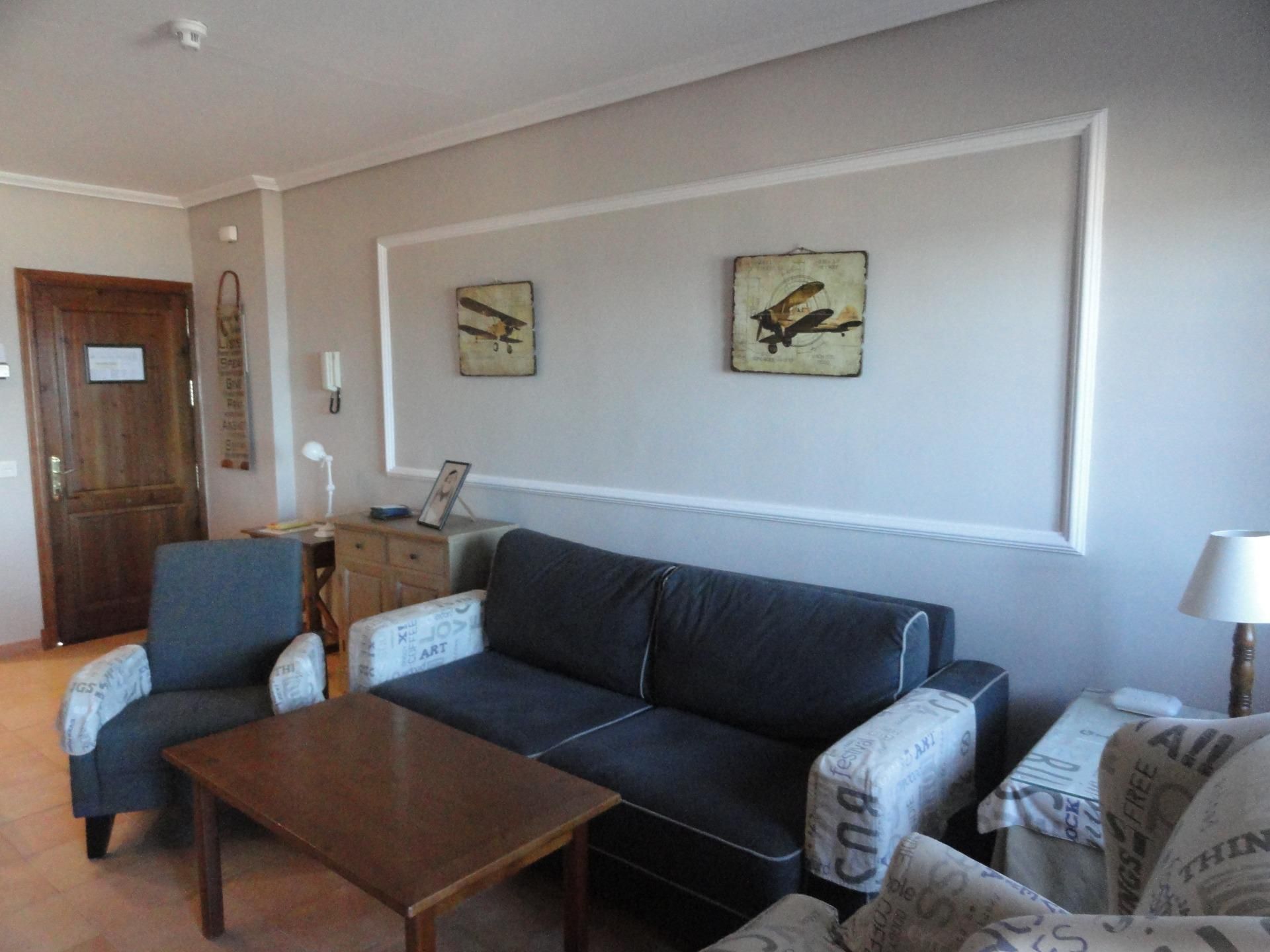 Living room of Study for sale in San Fernando  with Air Conditioner, Terrace and Community pool