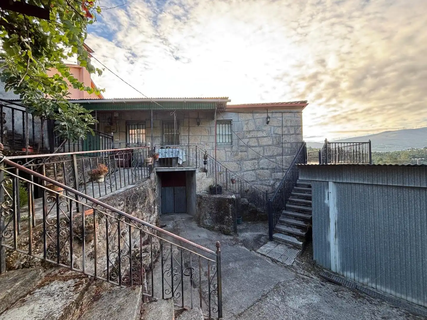 Vista exterior de Finca rústica en venta en Arbo con Calefacción