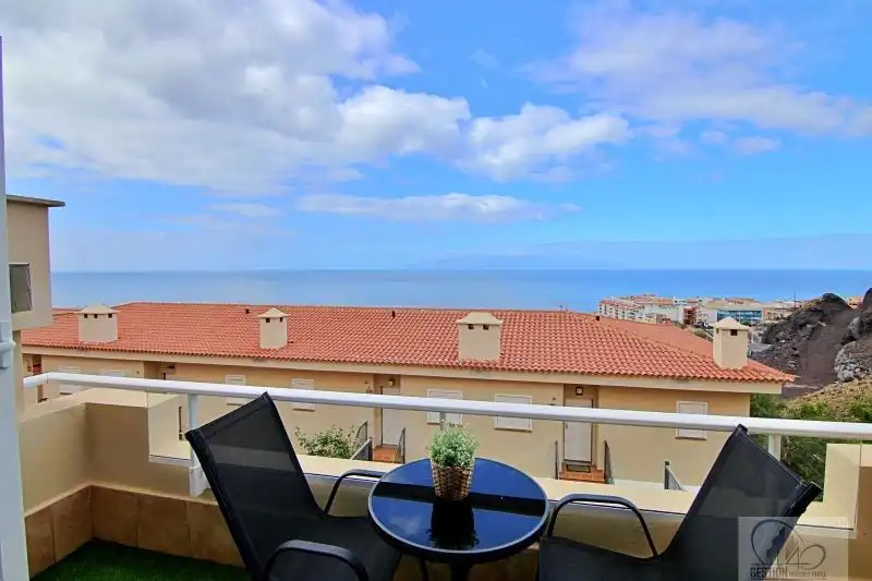 Terraza de Casa o chalet en venta en Santiago del Teide con Alarma y Piscina comunitaria