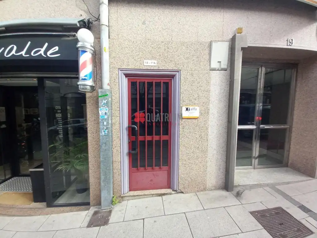 Außenansicht von Büro zur Miete in Ensanche - Sar
