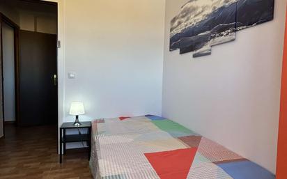 Bedroom of Flat to share in Alcalá de Henares  with Air Conditioner, Heating and Terrace