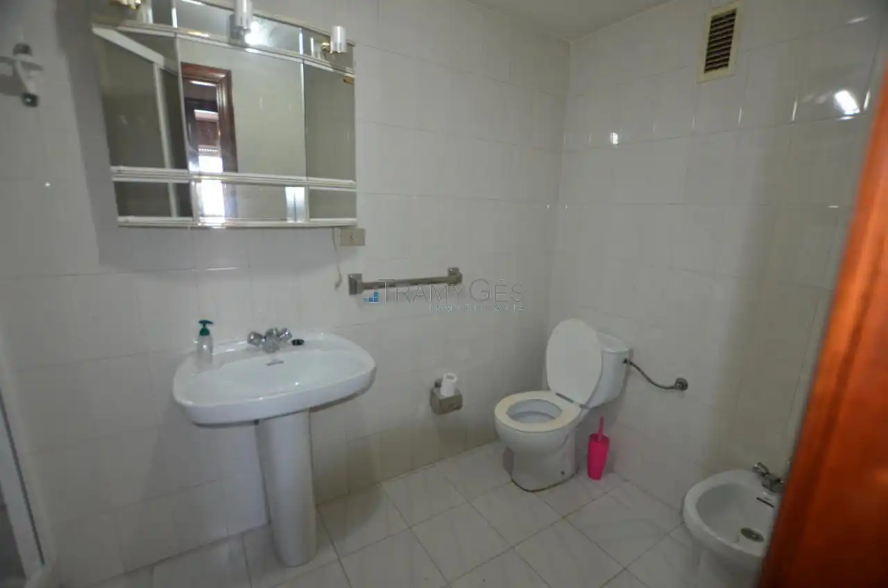 Bathroom of Flat for sale in Tui  with Storage room and Balcony