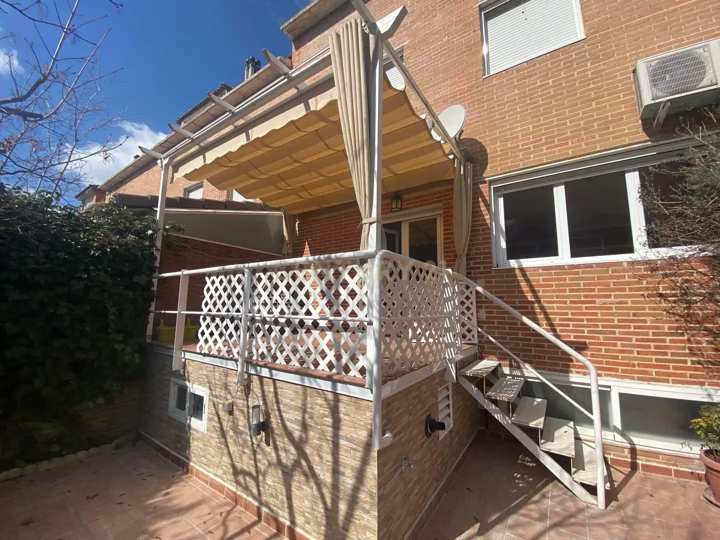Terraza de Casa o chalet de alquiler en Las Rozas de Madrid con Aire acondicionado, Lavadora y Microondas
