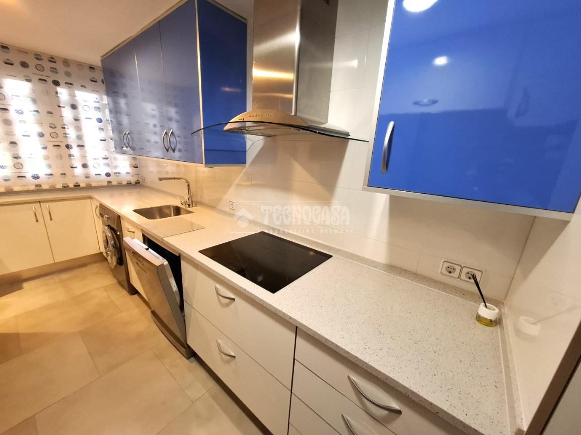 Kitchen of Flat to rent in Colmenar Viejo