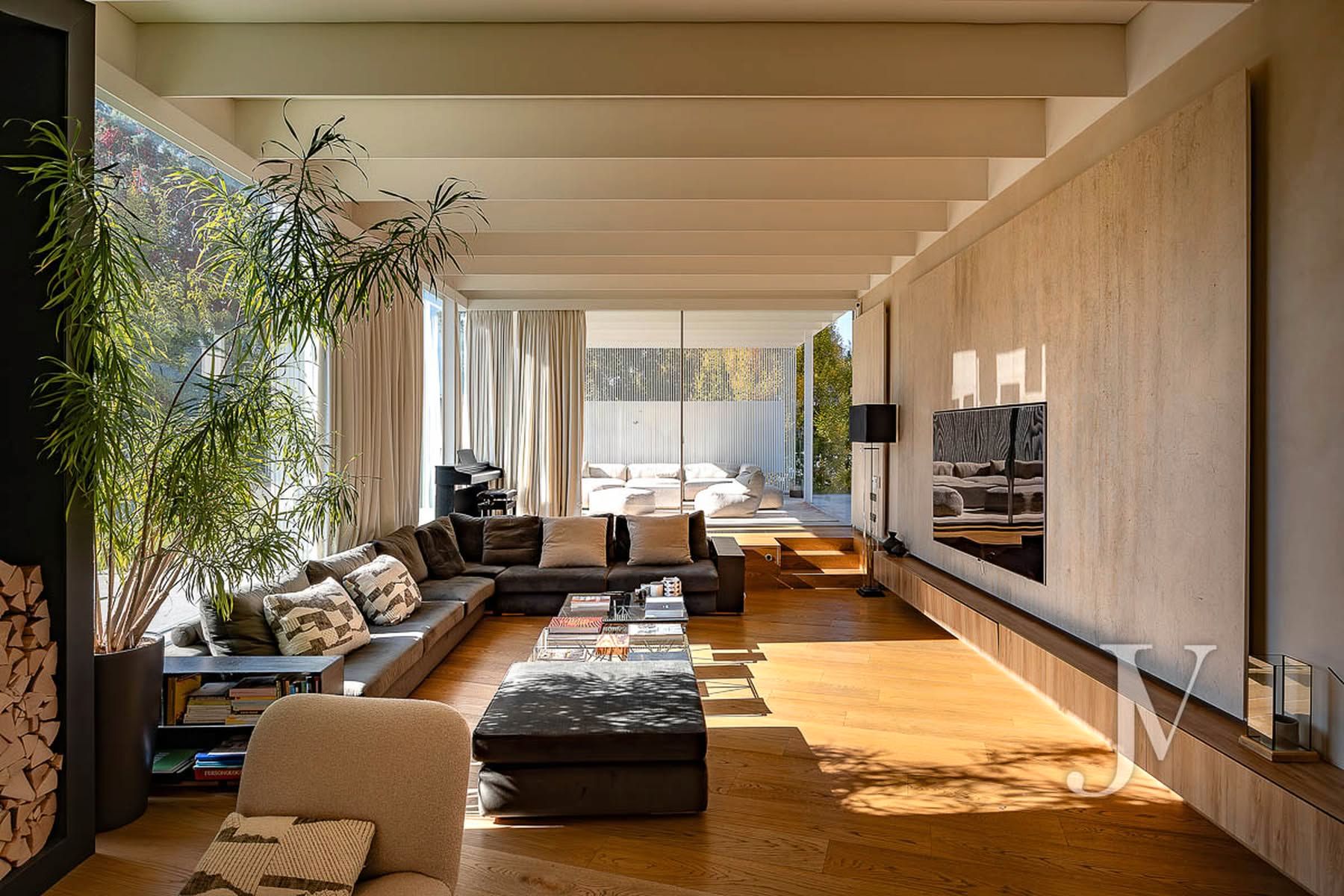 Living room of House or chalet for sale in  Madrid Capital  with Air Conditioner, Heating and Private garden