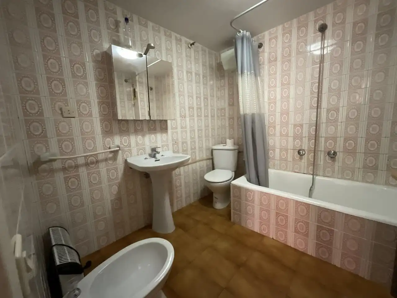 Bathroom of Flat for sale in Santo Domingo de la Calzada  with Heating, Furnished and Balcony