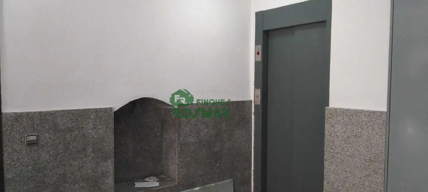 Immobles singulars amb ascensor en venda a Centre, imagen 22