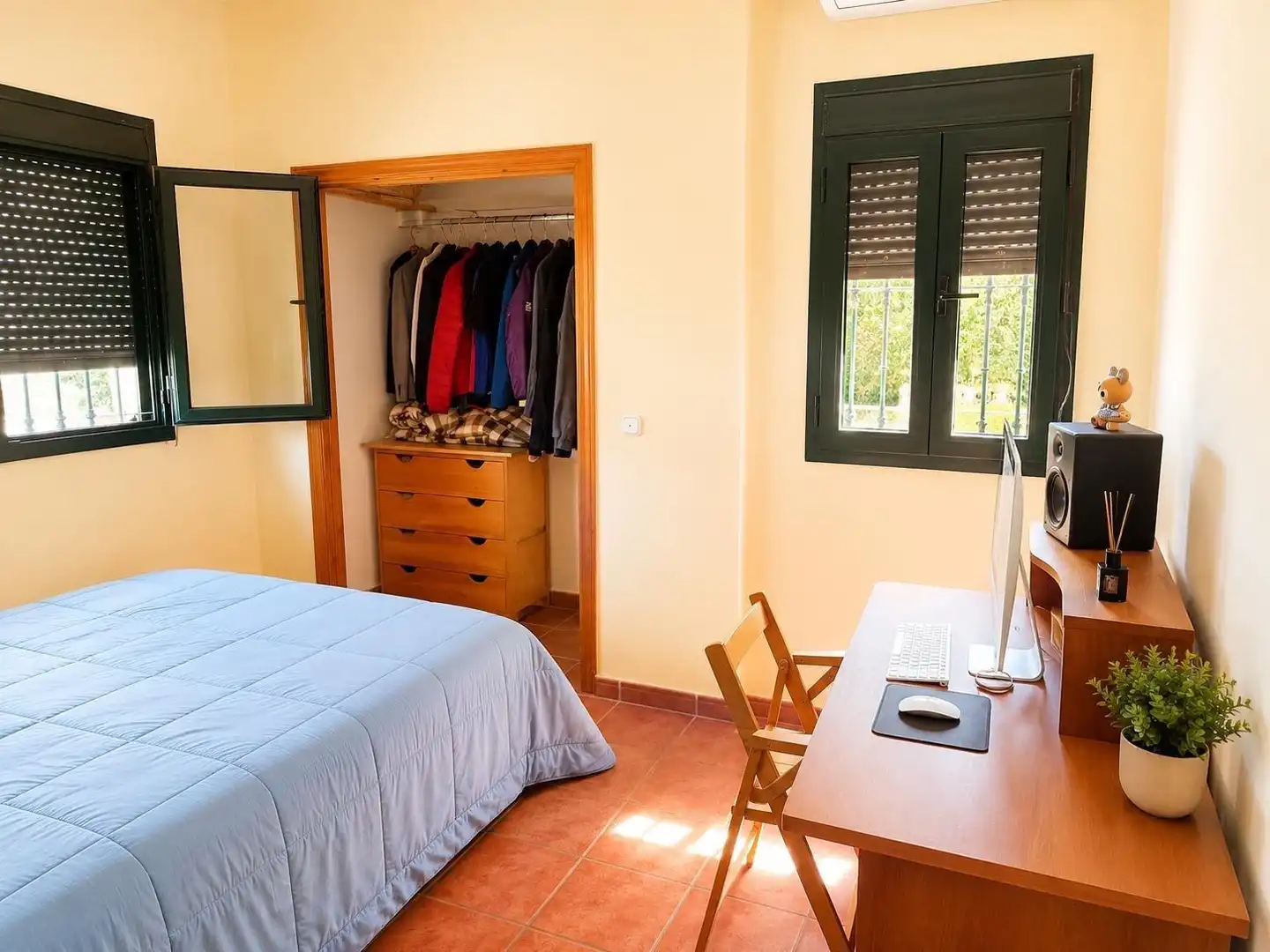 Habitación de Casa o chalet en venta en Algeciras con Jardín privado, Trastero y Piscina