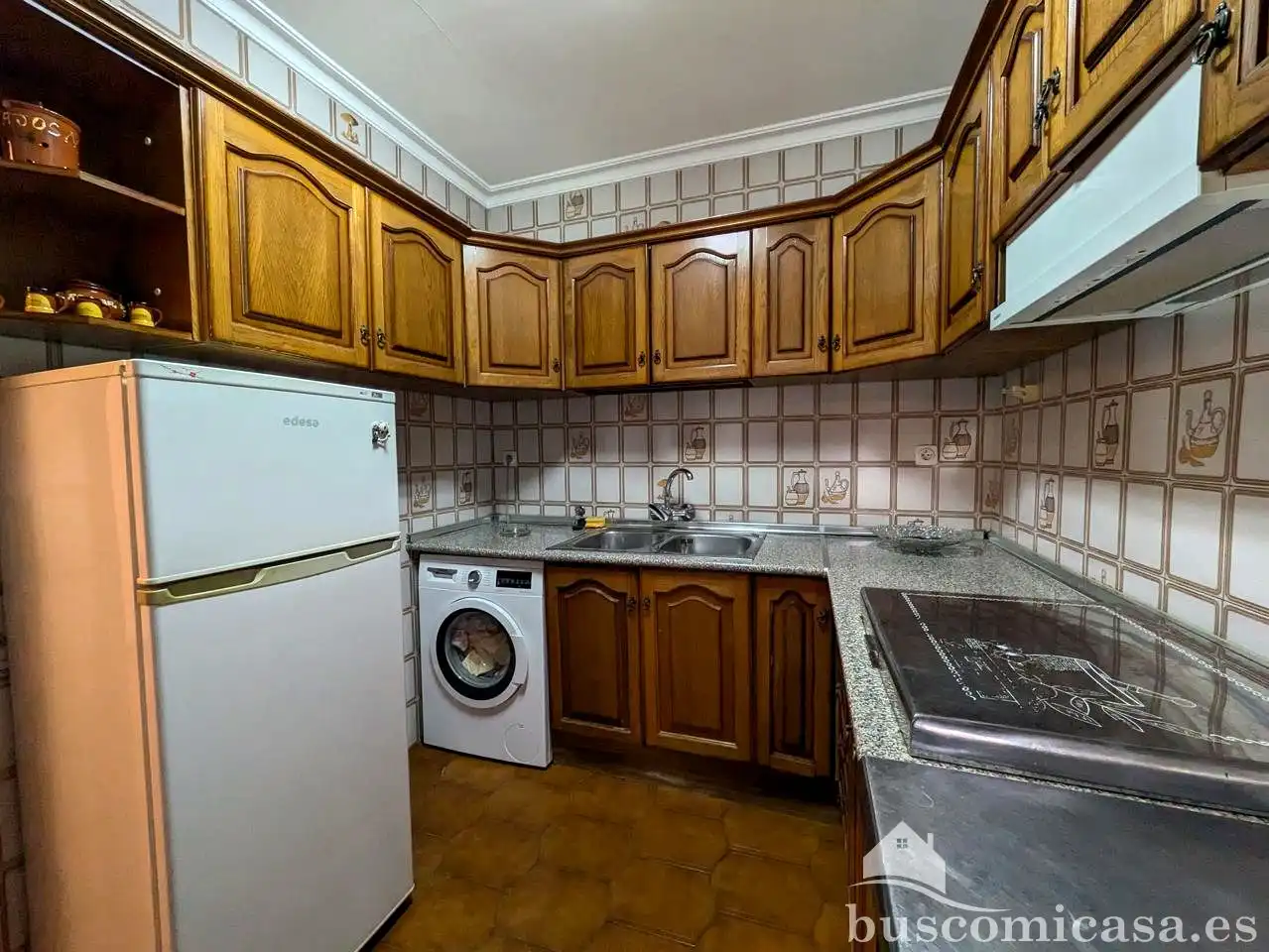 Cuina de Casa o xalet en venda en Linares amb Aire condicionat, Terrassa i Balcó