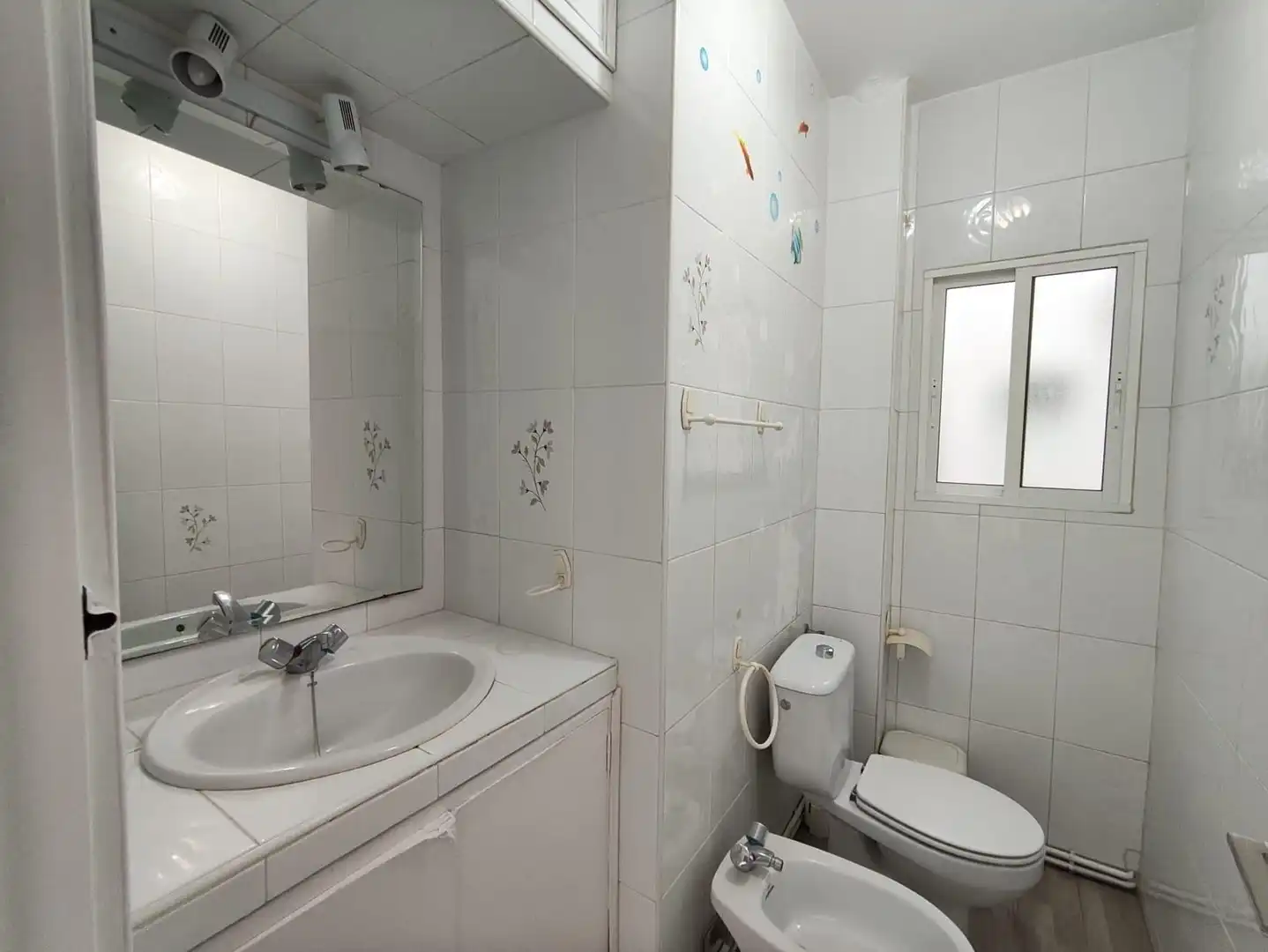 Bathroom of Flat for rent in Cáceres