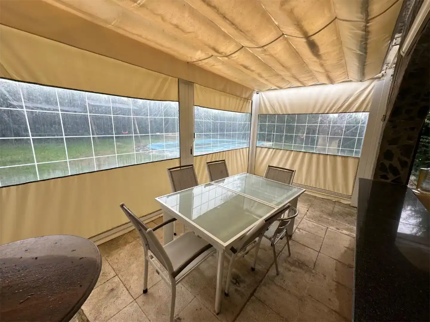 Terrasse von Wohnung zur Miete in Valverde de Leganés mit Klimaanlage, Privatgarten und Schwimmbad