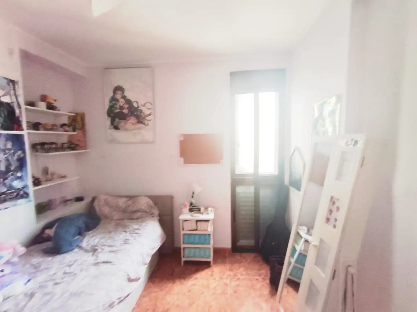 Habitación de Piso en venta en Valencia con Horno y Lavadora