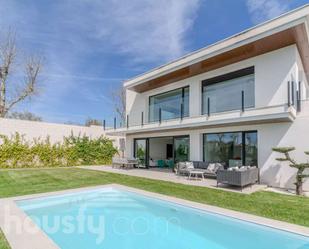 Exterior view of House or chalet for sale in Cabanillas del Campo  with Air Conditioner, Heating and Private garden