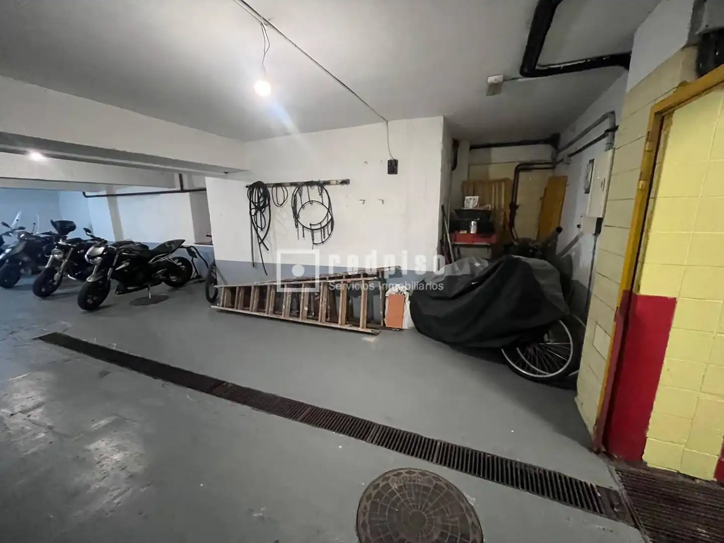 Garage for sale in Madrid