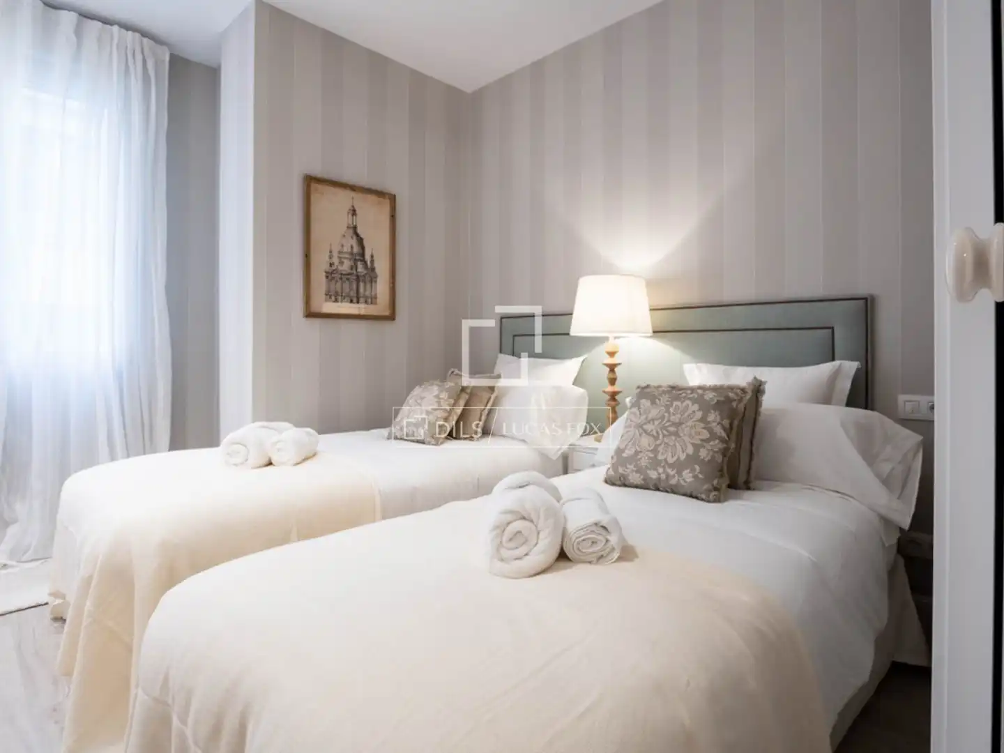 Bedroom of Flat for rent in Madrid  with Air Conditioner, Parquet flooring and Furnished