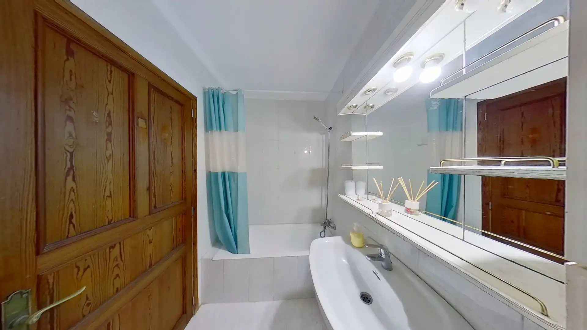 Baño de Finca rústica en venta en Petra con Trastero y Amueblado