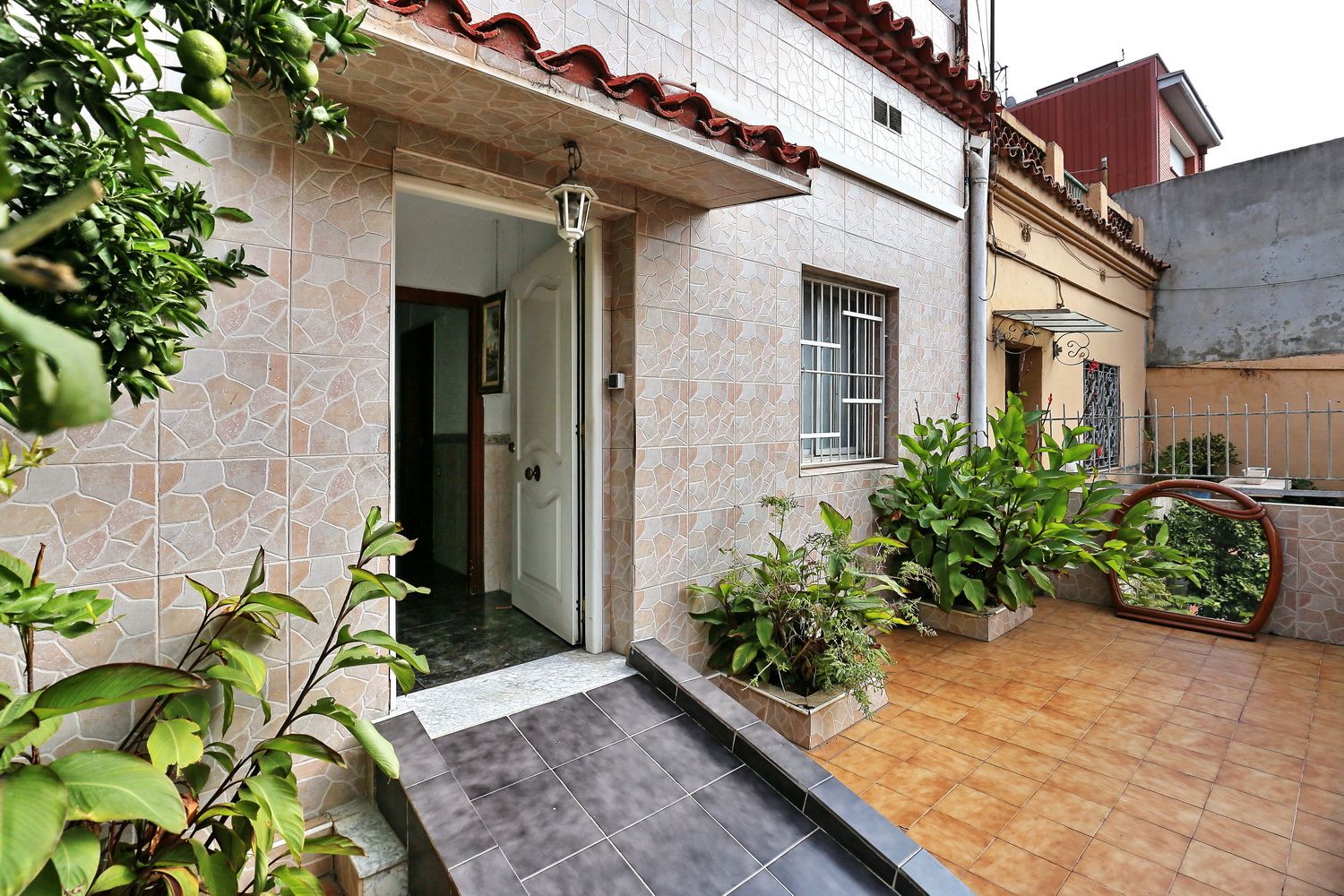 Casa o chalet en venta en  Barcelona Capital con Terraza, Horno y Alarma
