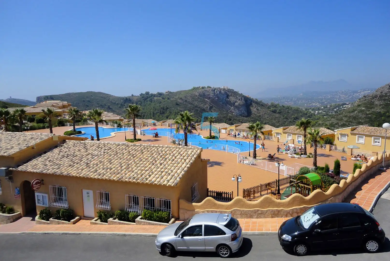 Penthouse with pool for sale in Cumbre del Sol, imagen 16