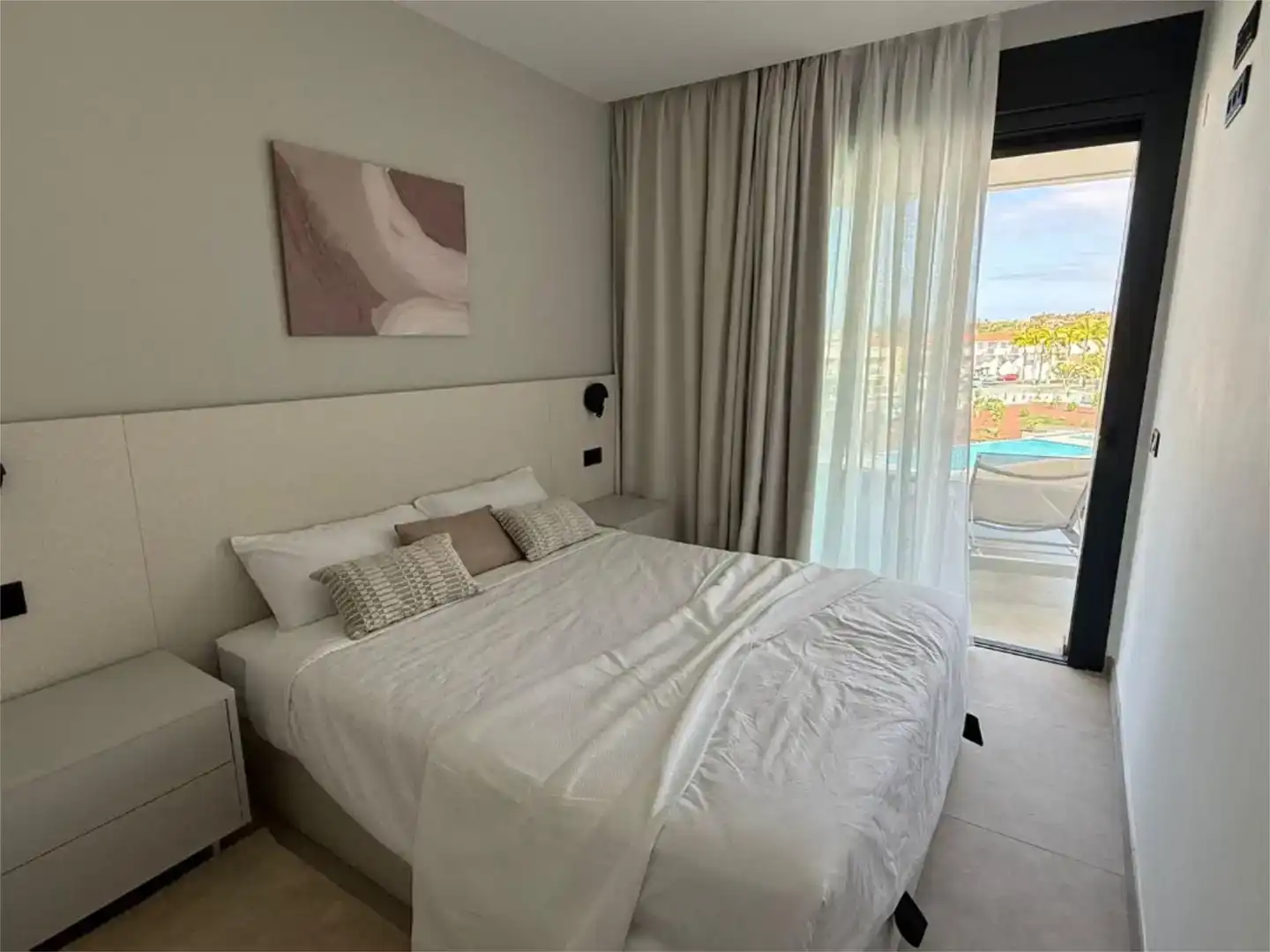 Schlafzimmer von Wohnung zur Miete in Adeje mit Schwimmbad