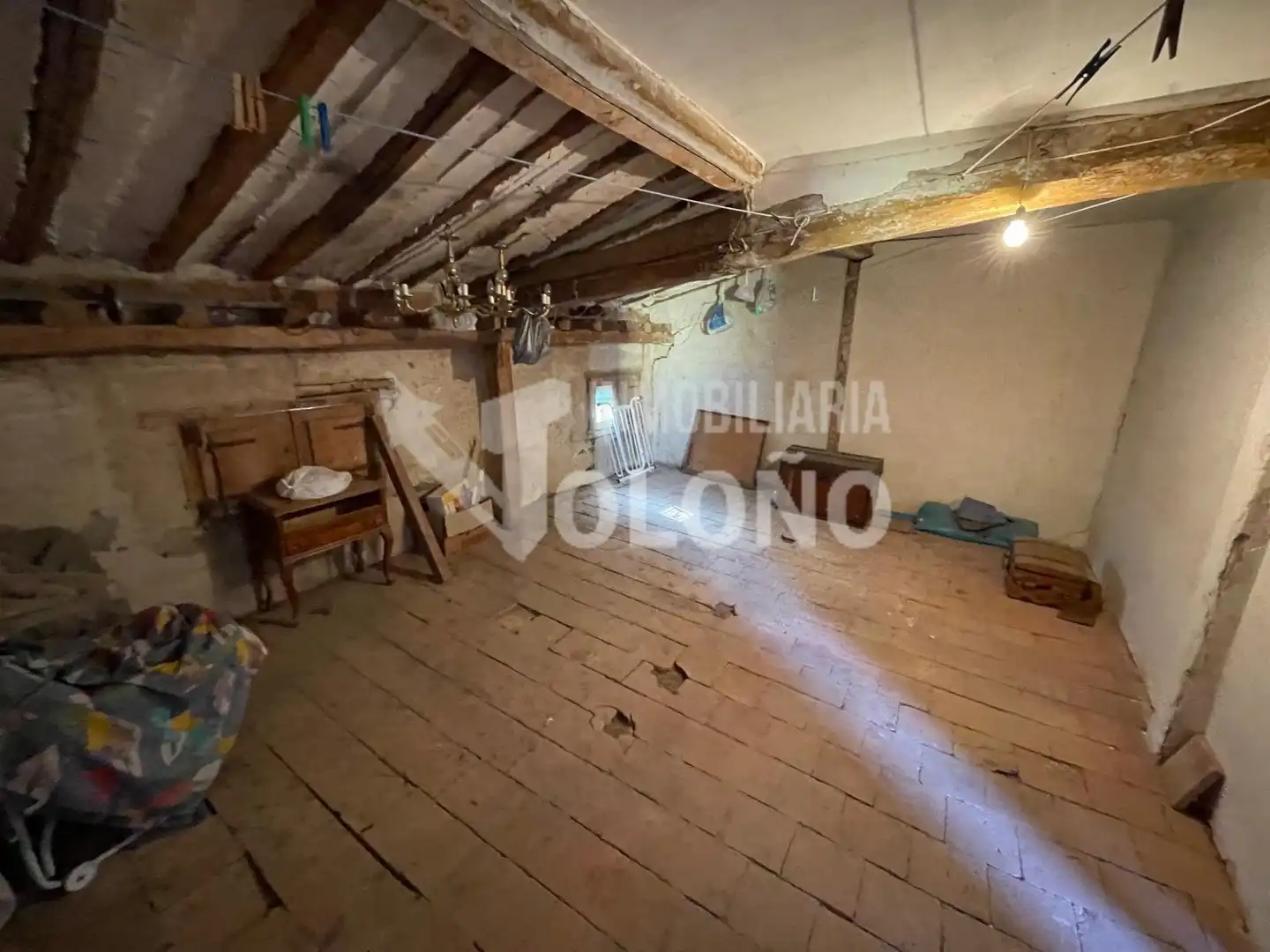 Houses for sale in Cihuri  with Heating, Private garden and Storage room