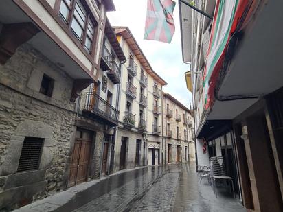 Vista exterior de Pis en venda en Amurrio amb Calefacció i Balcó