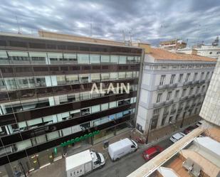 Exterior view of Apartment to rent in  Valencia Capital  with Air Conditioner and Heating