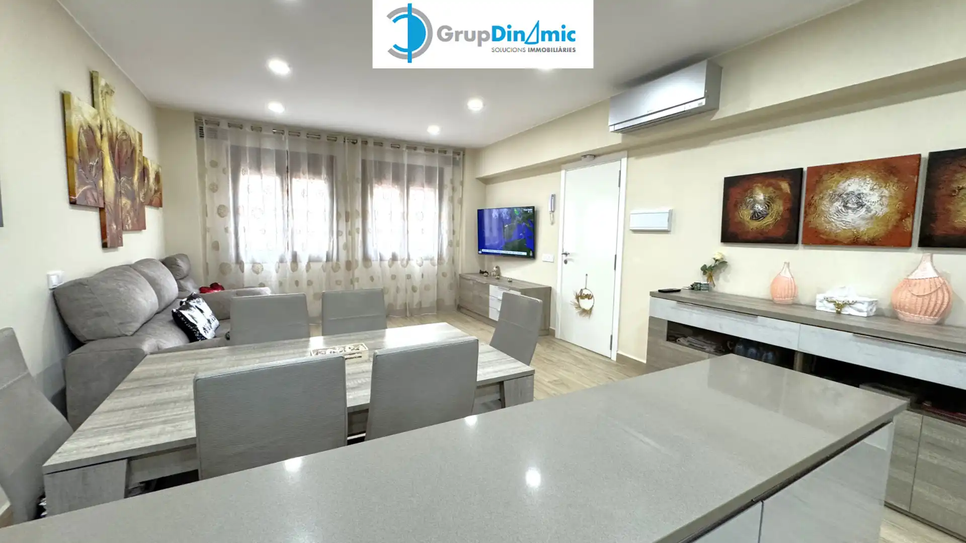 Dining room of Flat for sale in Palamós  with Air Conditioner, Heating and Parquet flooring