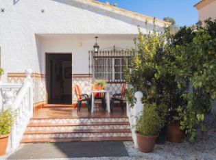 Vista exterior de Casa o xalet en venda en Málaga Capital amb Jardí privat, Traster i Piscina
