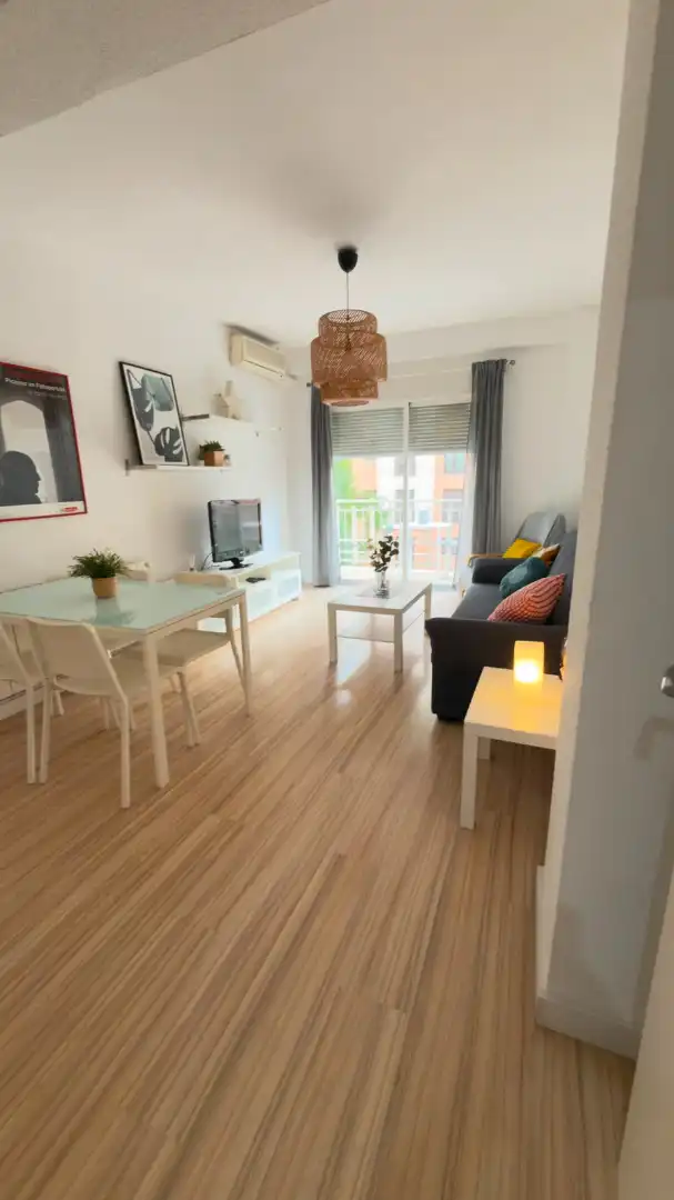 Sala de estar de Piso de alquiler en Granada con Aire acondicionado, Amueblado y Lavadora