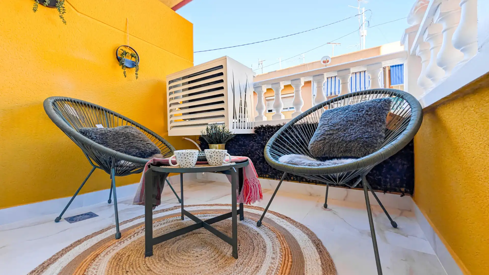 Terraza de Apartamento en venta en Torrevieja con Aire acondicionado, Terraza y Amueblado