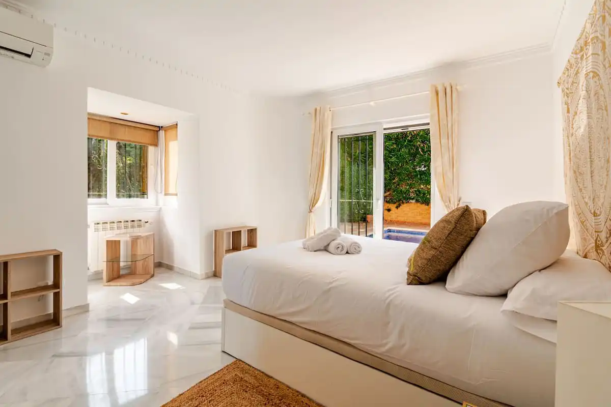 Bedroom of Houses for rent in Marbella