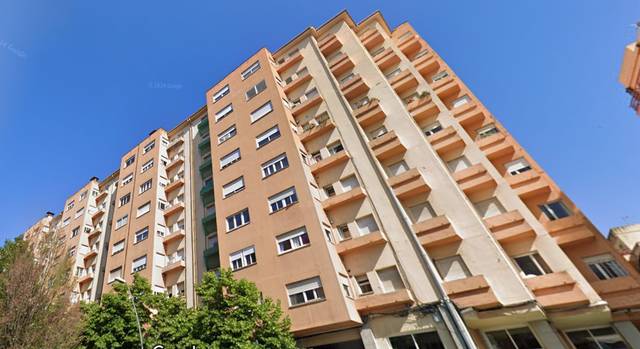 Apartamento en Venta en Pz Cataluña en Veïnat