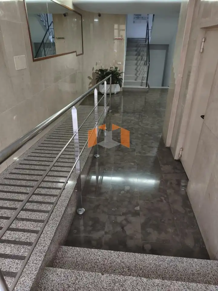 Flat for sale in Vigo   with Heating