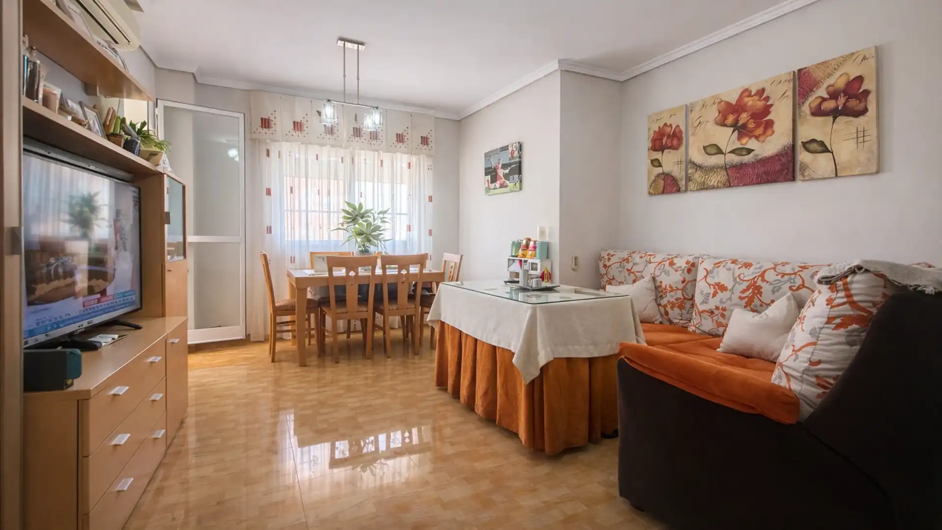 Living room of Flat for sale in  Huelva Capital  with Air Conditioner