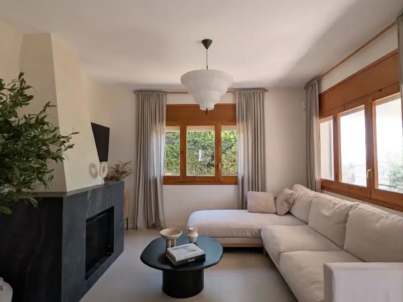 Casa amb jardí en venda a Carrer Ronda de Garbi 26, imagen 6