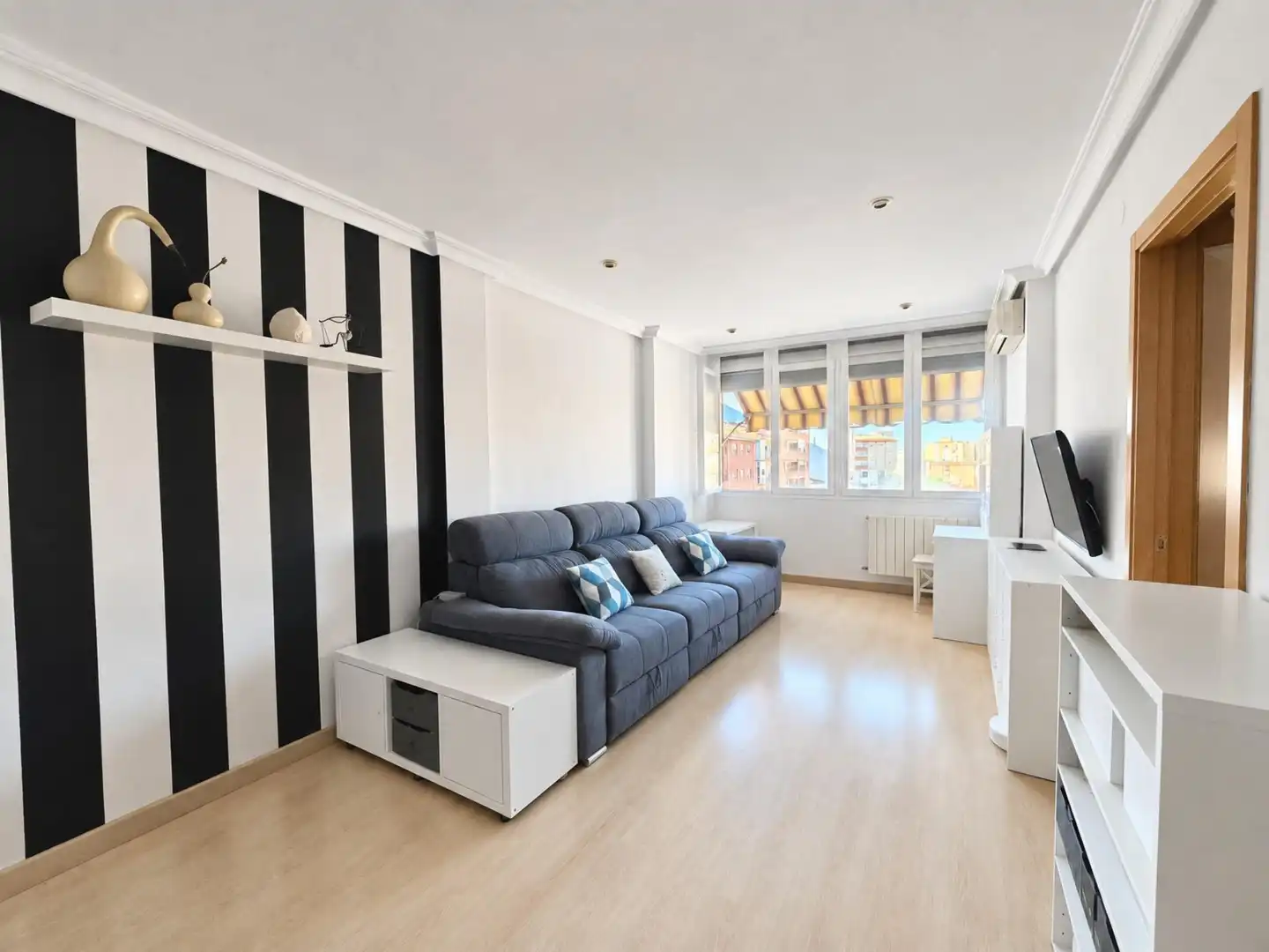 Sala de estar de Piso en venta en Los Pinos - El Pilar