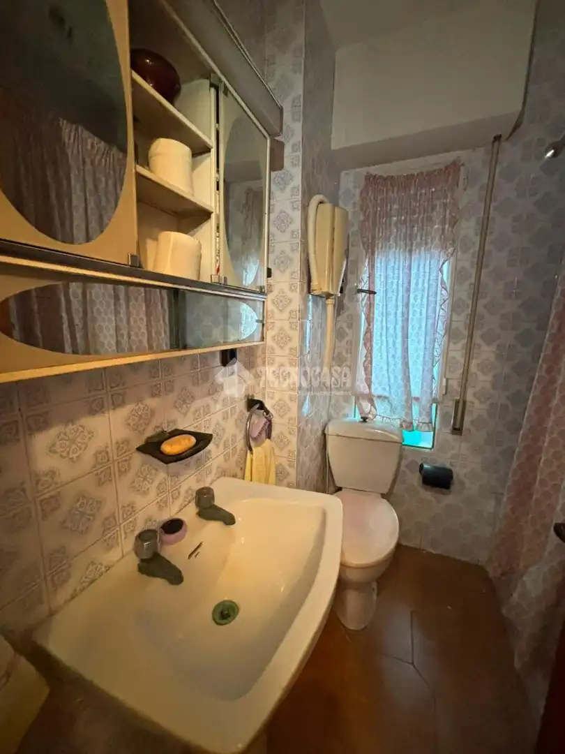 Badezimmer von Wohnung zum Verkauf in Andújar