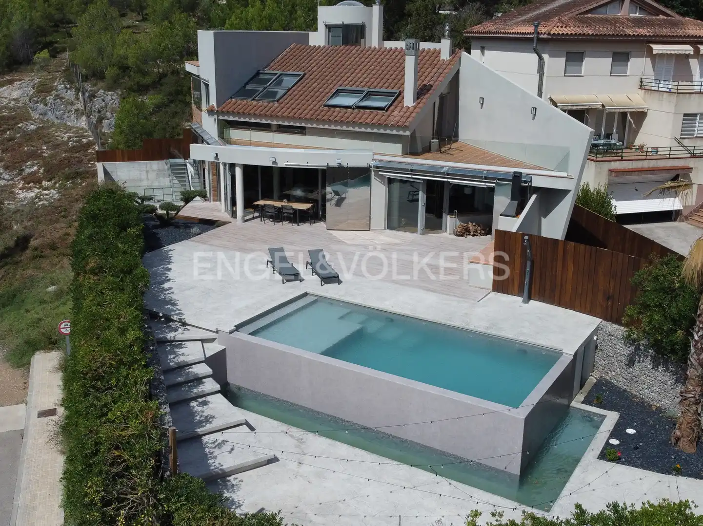 Piscina de Casa o chalet en venta en Olèrdola con Calefacción, Jardín privado y Parquet
