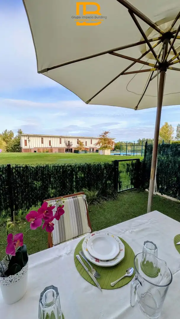 Terraza de Piso en venta en Villarcayo de Merindad de Castilla la Vieja con Calefacción, Parquet y Terraza