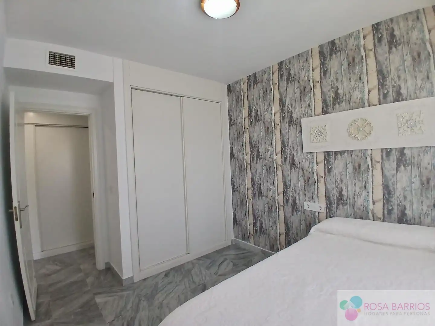 Bedroom of Flat for rent in Marbella  with Terrace, Furnished and Community pool