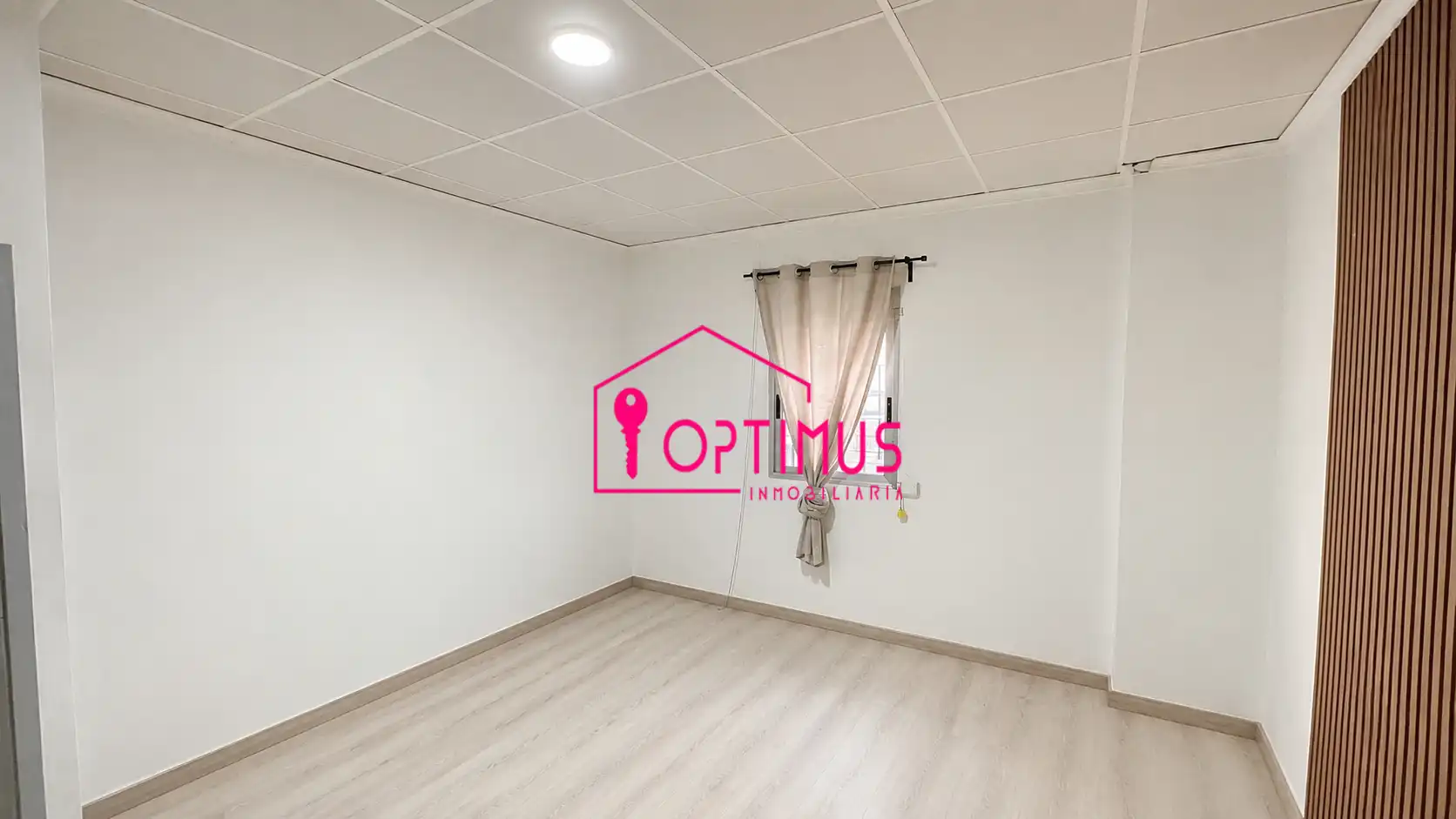 Habitación de Apartamento en venta en Torrent con Aire acondicionado, Jardín privado y Terraza