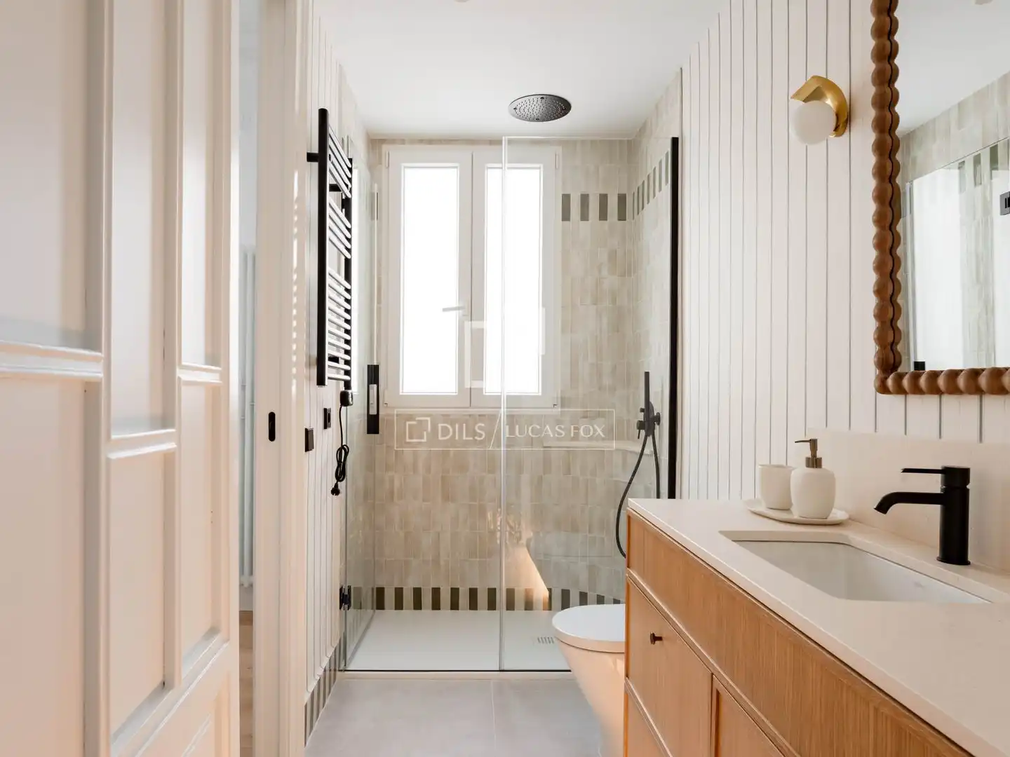 Badezimmer von Wohnung zum Verkauf in Madrid mit Klimaanlage, Heizung und Abstellraum