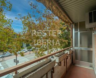 Exterior view of Flat for sale in Alcobendas  with Air Conditioner and Terrace