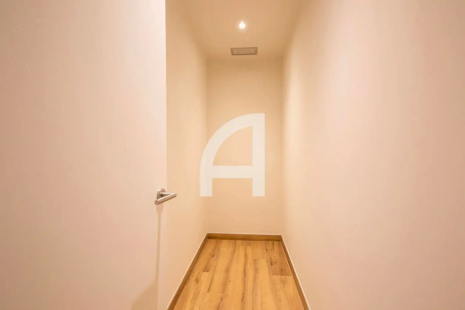 Piso en venta en Barcelona con Aire acondicionado, Calefacción y Parquet