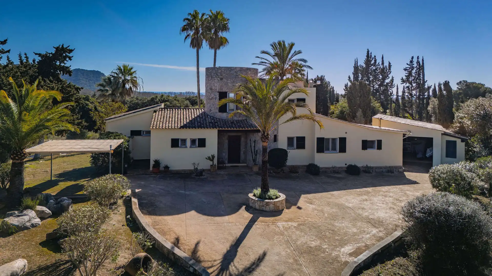 Vista exterior de Finca rústica en venda en Son Servera amb Aire condicionat, Calefacció i Terrassa
