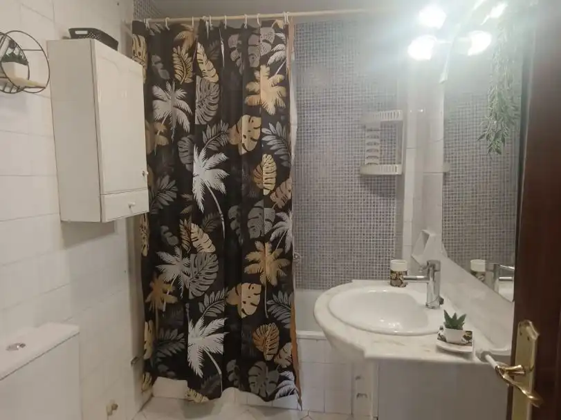 Badezimmer von Wohnung zur untervermieten in Norte